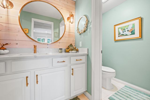 890 Wallace Avenue, Milford, OH 45150