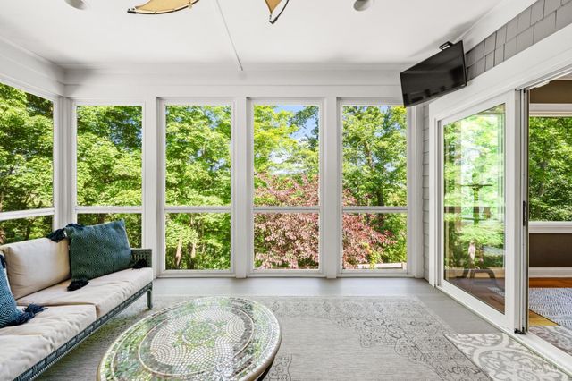 890 Wallace Avenue, Milford, OH 45150
