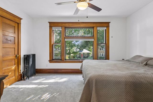 899 Ashland Avenue, Saint Paul, MN 55104