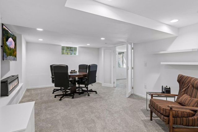 899 Ashland Avenue, Saint Paul, MN 55104