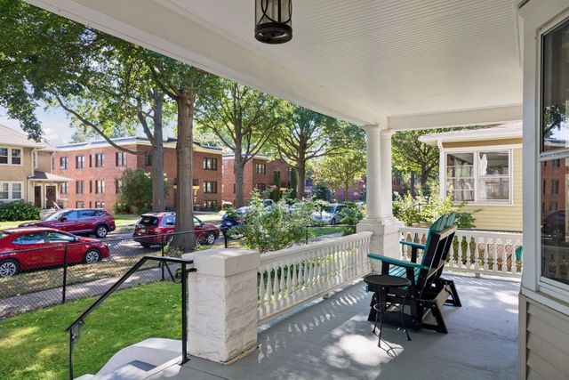 899 Ashland Avenue, Saint Paul, MN 55104