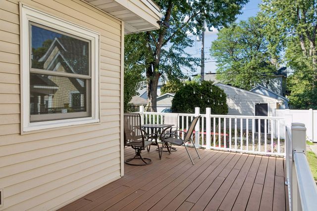 899 Ashland Avenue, Saint Paul, MN 55104