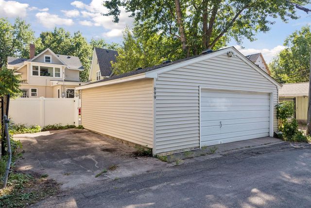 899 Ashland Avenue, Saint Paul, MN 55104