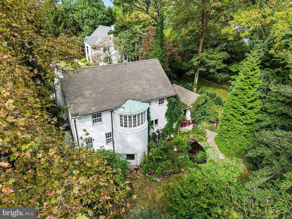 4 SWARTHMORE PL, SWARTHMORE, PA 19081 — photo 2