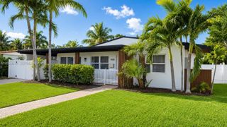 1155 Hayes Street, Hollywood, FL 33019