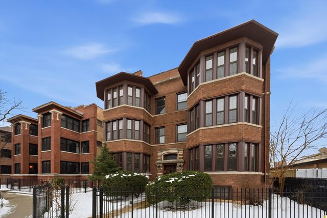 939 W Ainslie Street 2E, Chicago, IL 60640