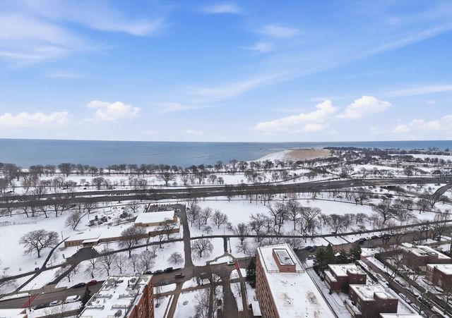 939 W Ainslie Street 2E, Chicago, IL 60640