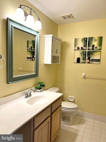 10 DUKES WAY, Feasterville Trevose, PA 19053