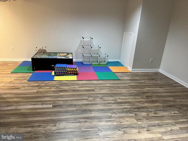 10 DUKES WAY, Feasterville Trevose, PA 19053