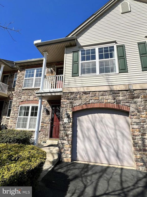 10 DUKES WAY, Feasterville Trevose, PA 19053