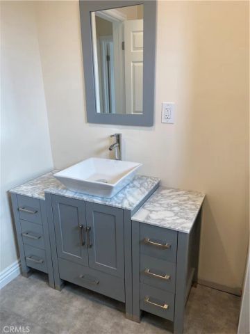 12066 Lamanda Street, Los Angeles, CA 90066