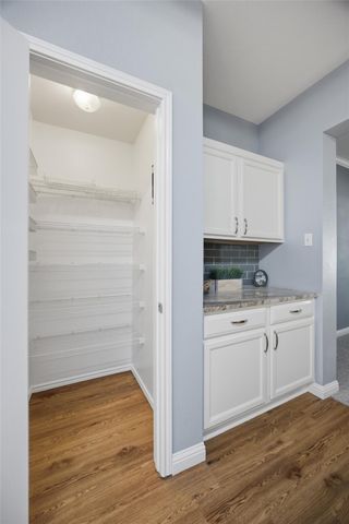 945 King Cotton LN, Round Rock, TX 78664