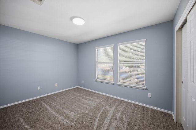 945 King Cotton LN, Round Rock, TX 78664