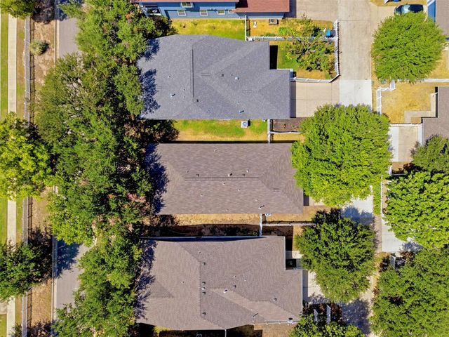 945 King Cotton LN, Round Rock, TX 78664