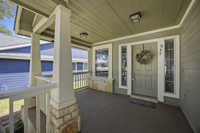 945 King Cotton LN, Round Rock, TX 78664