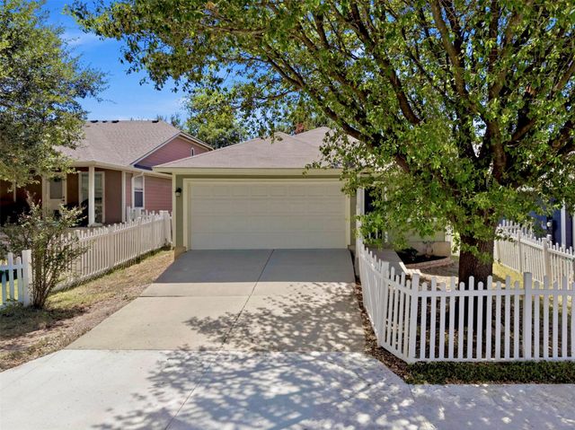 945 King Cotton LN, Round Rock, TX 78664