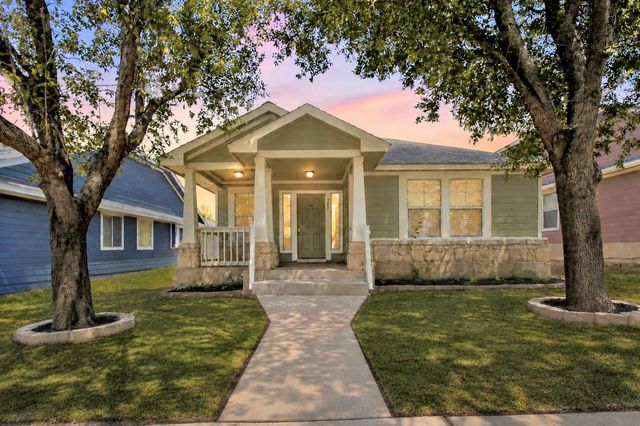 945 King Cotton LN, Round Rock, TX 78664