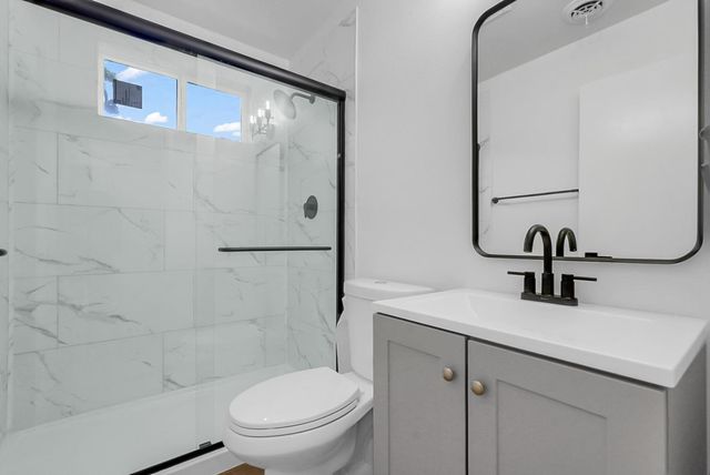 1860 Lucerne, Stockton, CA 95203