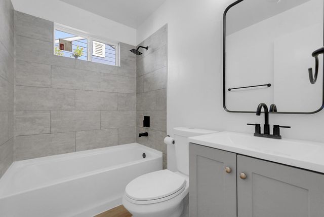 1860 Lucerne, Stockton, CA 95203