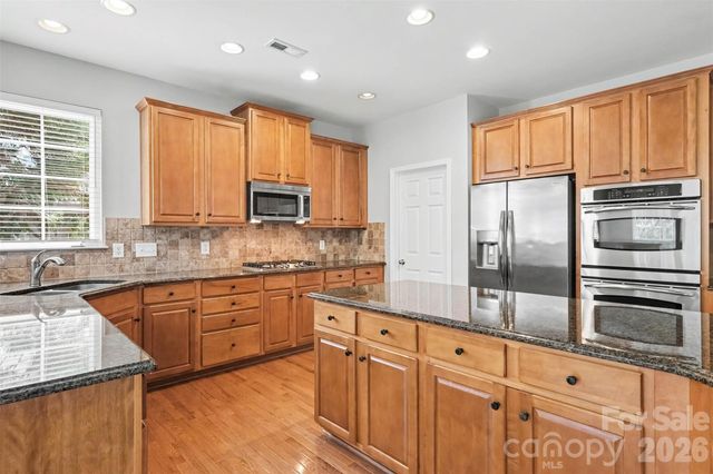 2521 Becket Ridge Road, Charlotte, NC 28270