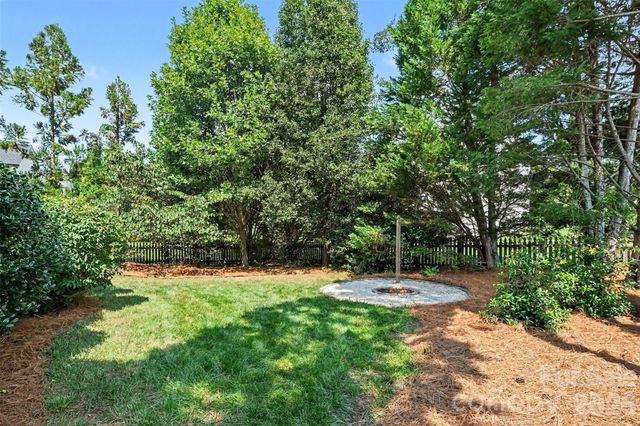 2521 Becket Ridge Road, Charlotte, NC 28270