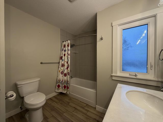 38246 County Highway 35, Dent, MN 56528