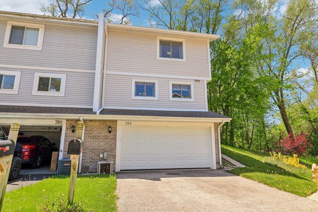 782 Highview Court C, Antioch, IL 60002