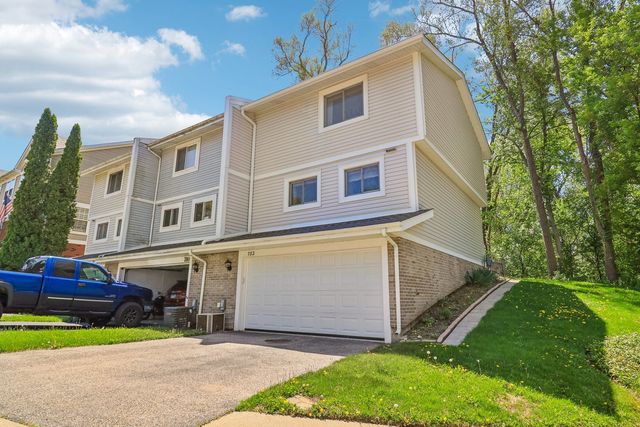 782 Highview Court C, Antioch, IL 60002