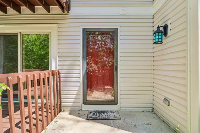 782 Highview Court C, Antioch, IL 60002
