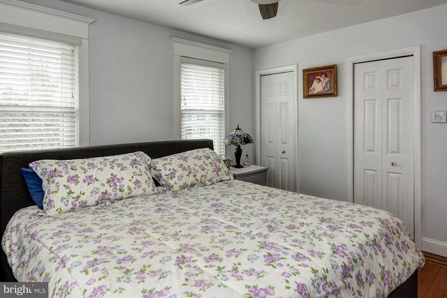 13 W EUCLID AVE, Haddonfield, NJ 08033