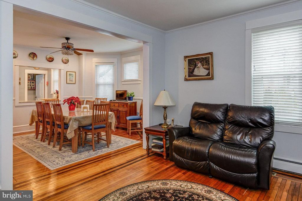 Image 12 of property listing at 13 W EUCLID AVE, Haddonfield, NJ 08033