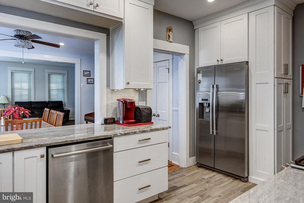 Image 22 of property listing at 13 W EUCLID AVE, Haddonfield, NJ 08033