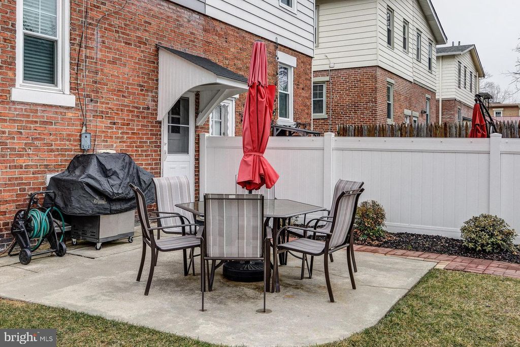 Image 8 of property listing at 13 W EUCLID AVE, Haddonfield, NJ 08033