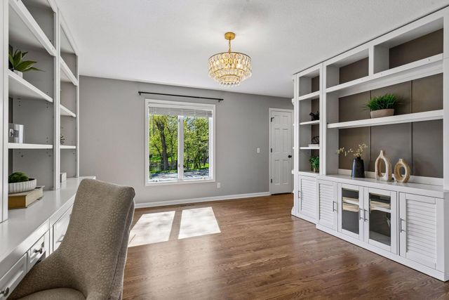 3015 Olive Lane N, Plymouth, MN 55447