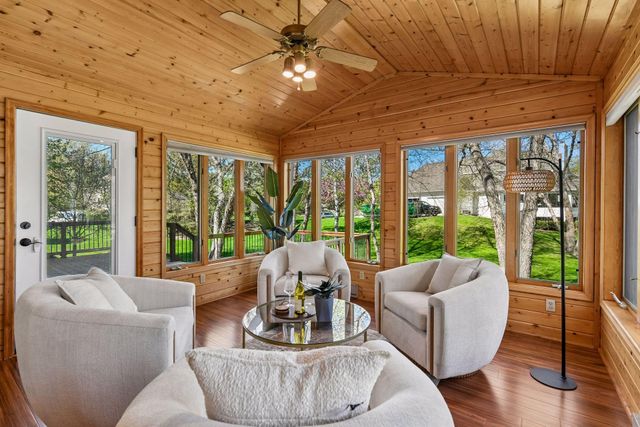 3015 Olive Lane N, Plymouth, MN 55447