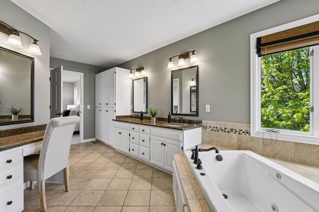 3015 Olive Lane N, Plymouth, MN 55447