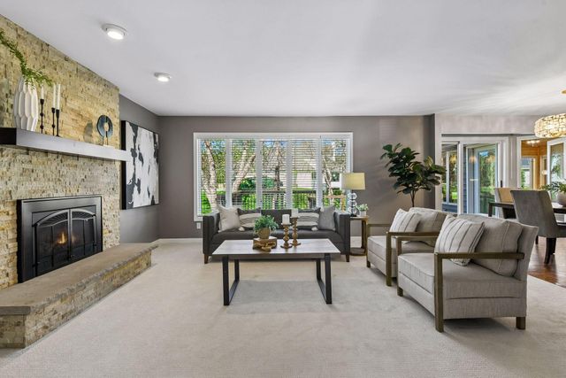 3015 Olive Lane N, Plymouth, MN 55447