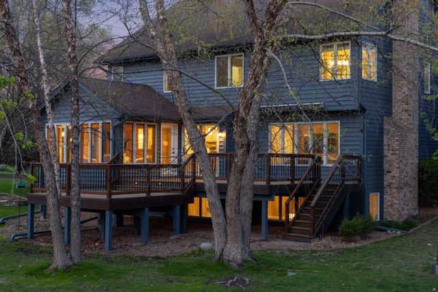 3015 Olive Lane N, Plymouth, MN 55447