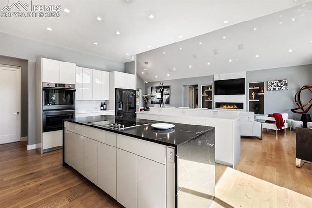 1010 Locklin Way, Woodland Park, CO 80863