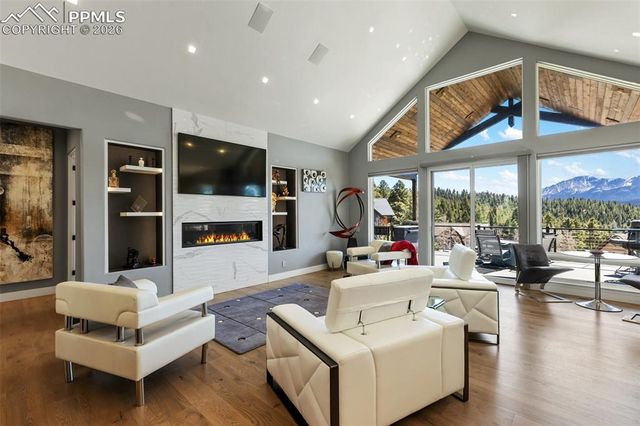 1010 Locklin Way, Woodland Park, CO 80863