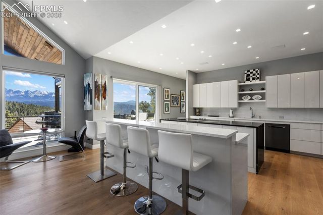 1010 Locklin Way, Woodland Park, CO 80863