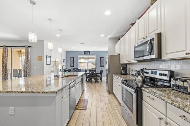 6009 BROAD OAK DRIVE, Davenport, FL 33837