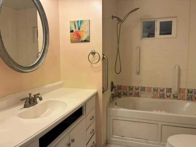 200 N El Camino Real 79, Oceanside, CA 92058