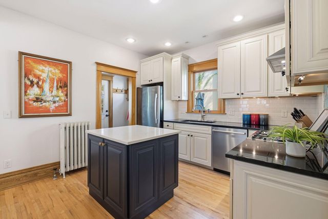 3212 Irving Avenue S, Minneapolis, MN 55408