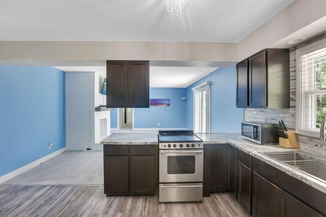 7607 Palmer Road SW, Reynoldsburg, OH 43068
