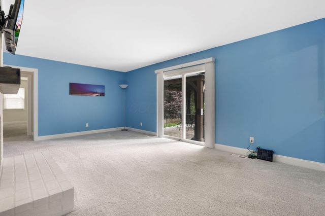 7607 Palmer Road SW, Reynoldsburg, OH 43068