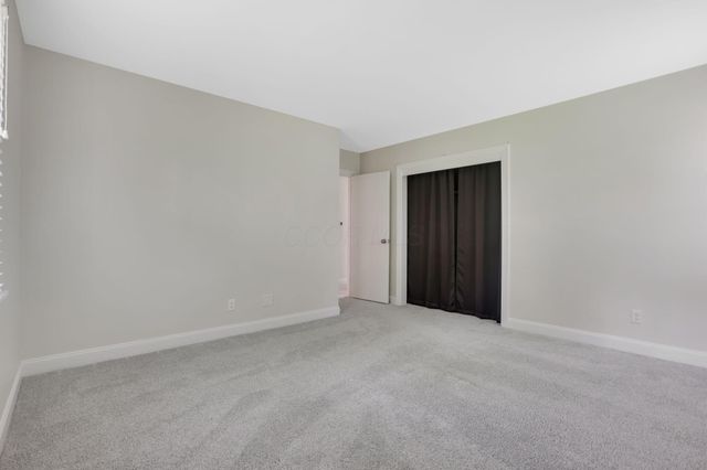 7607 Palmer Road SW, Reynoldsburg, OH 43068