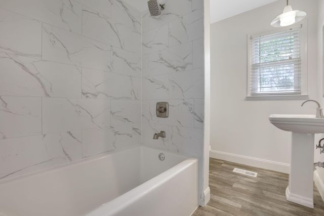 7607 Palmer Road SW, Reynoldsburg, OH 43068