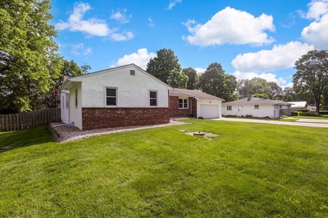 7607 Palmer Road SW, Reynoldsburg, OH 43068