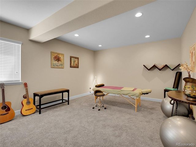 6450 S Riverwood Ct, Aurora, CO 80016